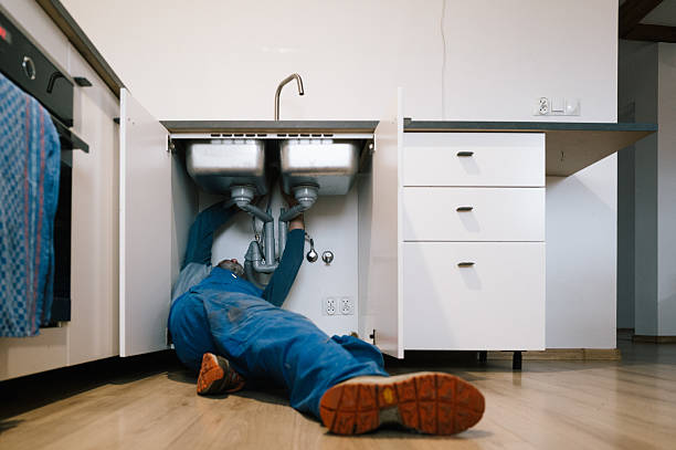 Professional Plumbing technician working in Campbellsburg, KY